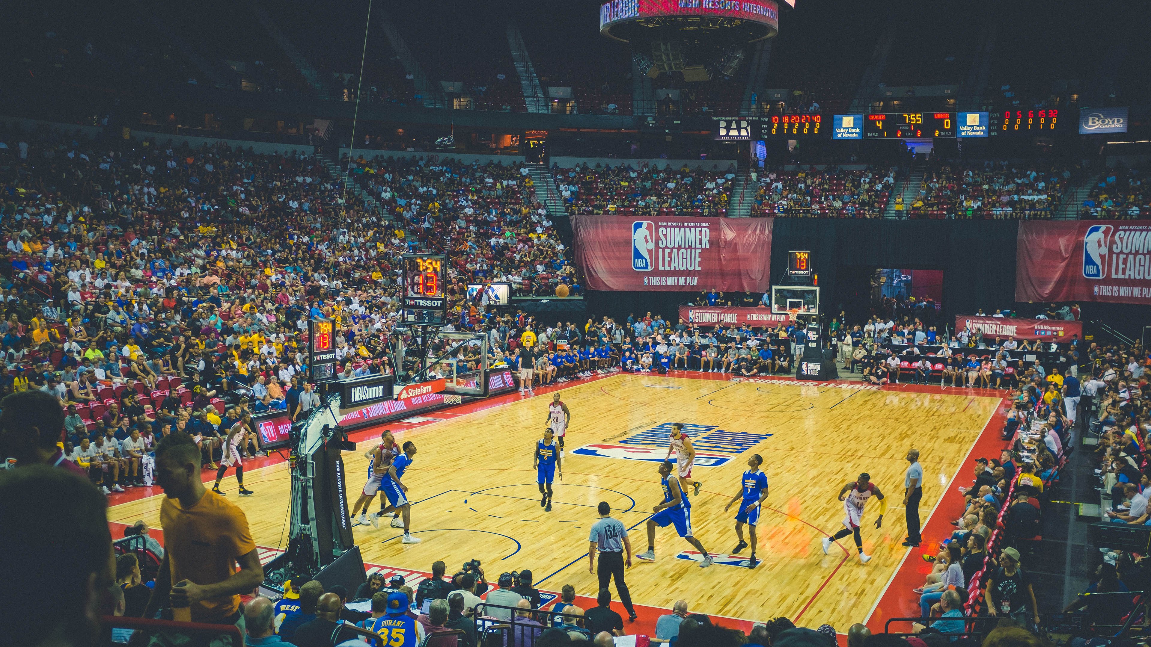 “南非羚羊队的防线铁卫：霍斯特的完美表现”