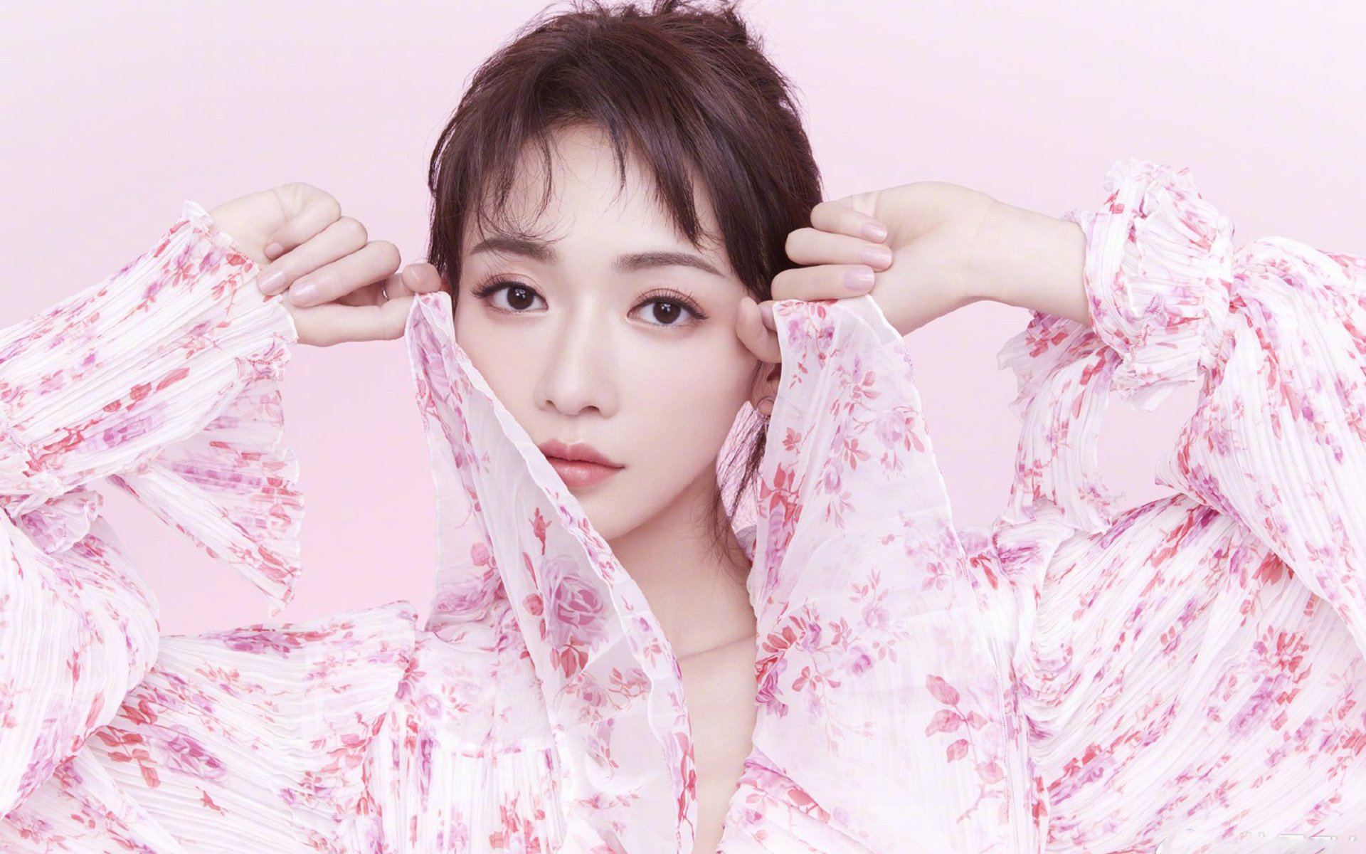 开云竞猜官网-“英超最后冲刺：强队拼劲十足，冠军悬念持续升温”，英超最后一轮对战表