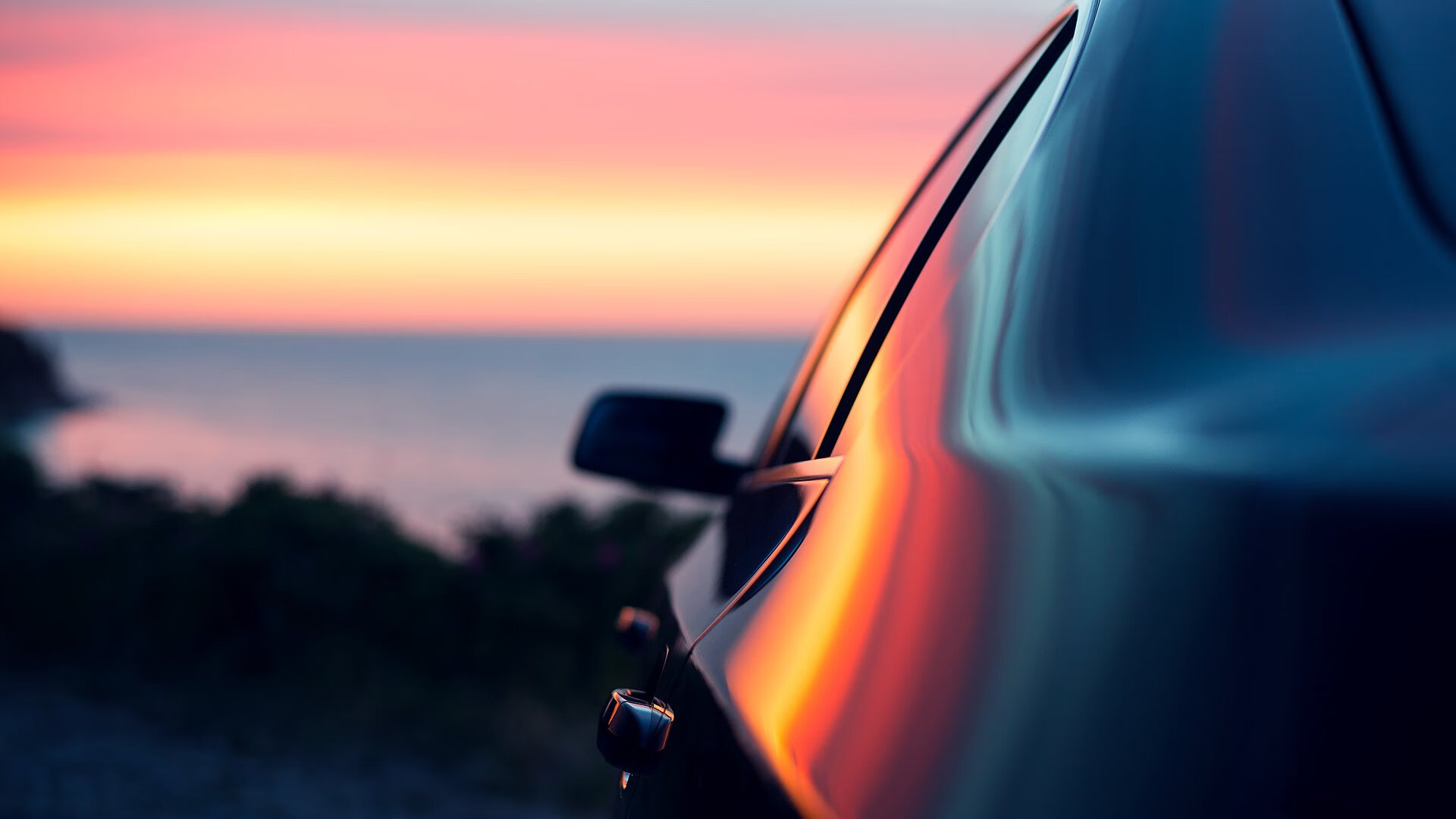 “足球+家庭”融合作为行业创新热点，全民参与氛围日益浓厚，足球合作的重要性